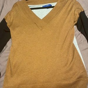 Cute blouse from APT.9, size petite x-small.